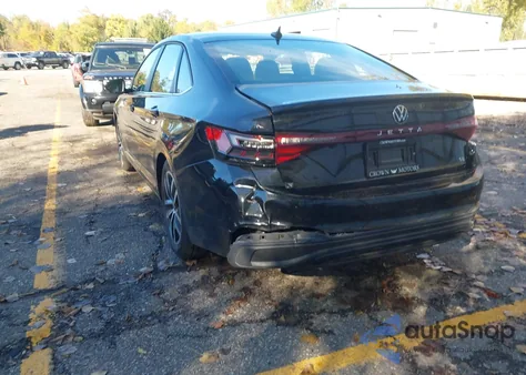 2025 Volkswagen Jetta 1.5T Se из США, поврежденный, VIN 3VW7X7BU8SM090630